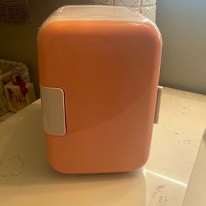 Car cooler or beauty fridge pink and white new in box